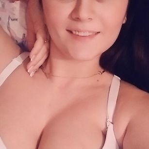 Model - Vladislava orgasm