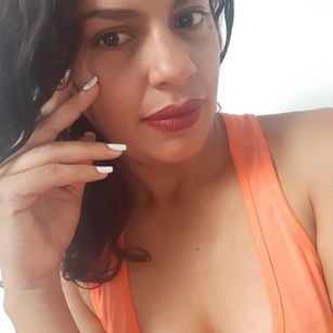 Model - lalore colombiana