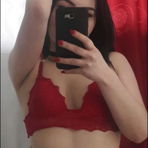 Model - MELANIE ROUSSE blowjob