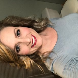 Model - Caroline69 energetic