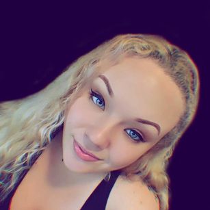 Model - Emily Bankz bdsm