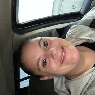 Model - Megan vibrator