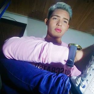 Model - Summers Russo deepthroat