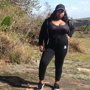 Model - UrHonour WorshipMe