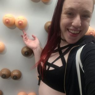 Model - Minny Minx fetish