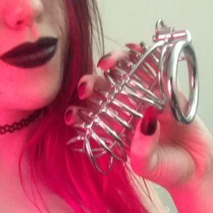 Model - Minny Minx joi