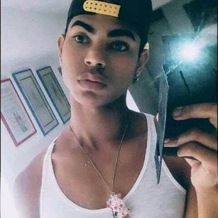 Model - Adan_maxwel21 sexofuerte