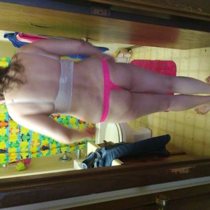 Model - Baby Rae doggystyle