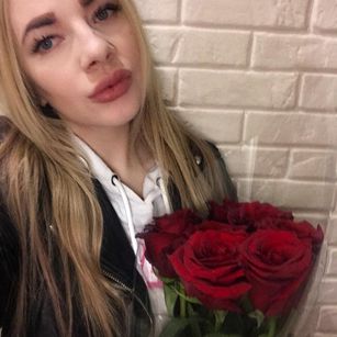 Model - Camila Dream petite