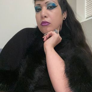 Model - Ms. Jade Melody leather