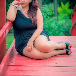Model - Violet sex