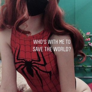 Model - MissLilyy shaved