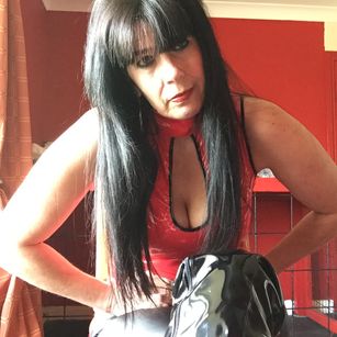Model - Mistress Black humiliation