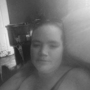 Model - Niiki pink nympho