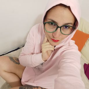 Model - LeaGreay ass