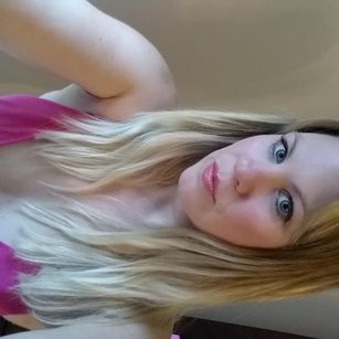 Model - MissLis fetish