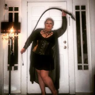 Model - Mistress Katiyah findom