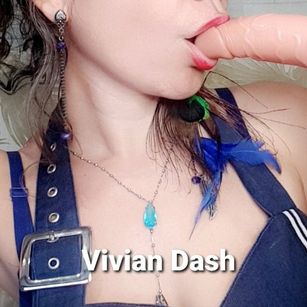 Model - ANAL QUEEN Vivian Dash bigbutt
