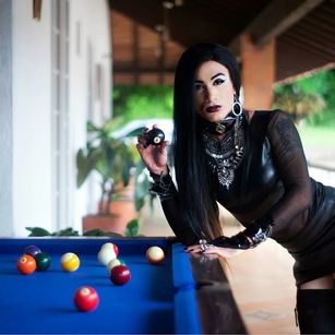 Model - satincartier bigcock