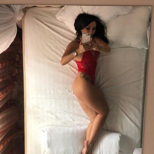 Model - EvellynS mistress