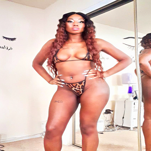 Model - diamond fetish