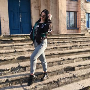 Model - Matilda longlegs