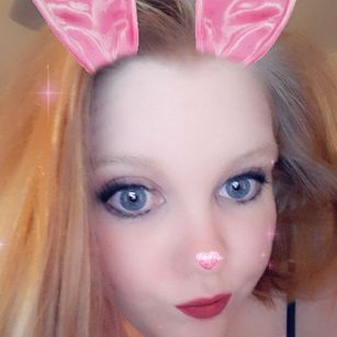 Model - BerriesNCream sexy