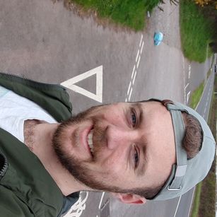 Model - Lukeatme Hello