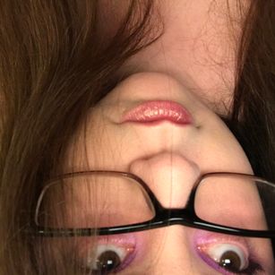 Model - BBW Goddess Demona footfetish