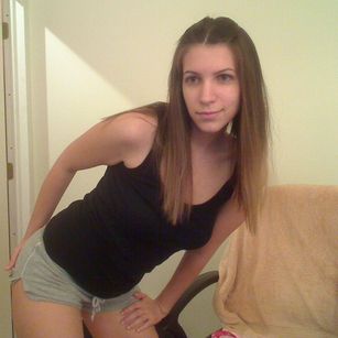 Model - Lexi Nicole milf