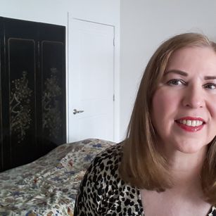 Model - Denise Mature tall