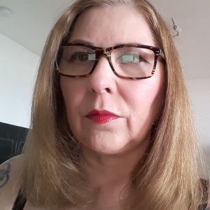 Model - Denise Mature curvy