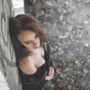 Model - Ester_diamond fresh