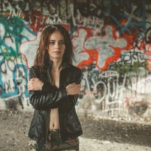 Model - Ester_diamond virgin