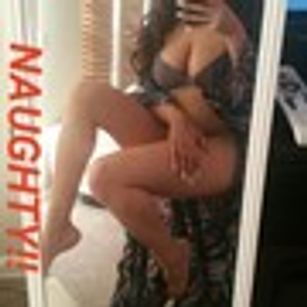 Model - PRETTY PUSSY pussy