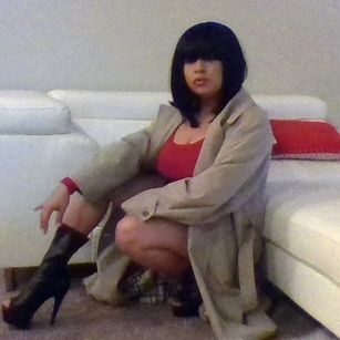 Model - PRETTY PUSSY maturbating