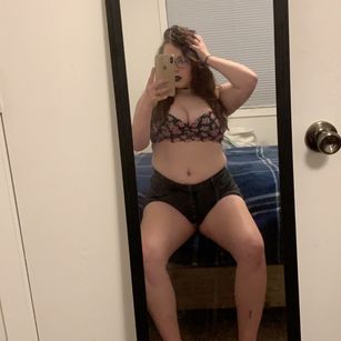 Model - Foxyknoxy sexy