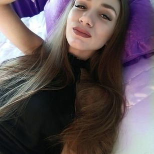 Model - Sweet Kate horny