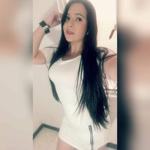 Model - Crystal dildo