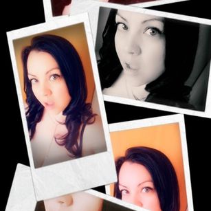 Model - EmilieBrit homealone