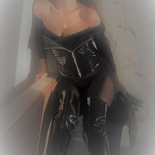 Model - Fran mistress