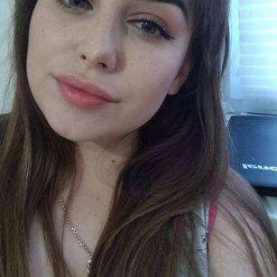 Model - Diana Horny play