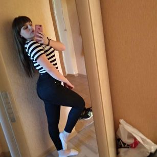 Model - Diana Horny play