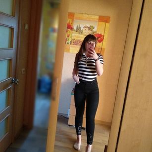 Model - Diana Horny lips