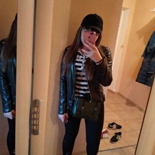 Model - Diana Horny play