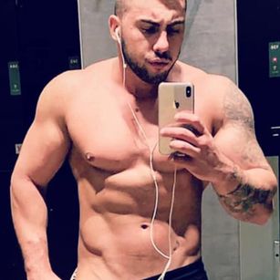 Model - EthanPayne Hot