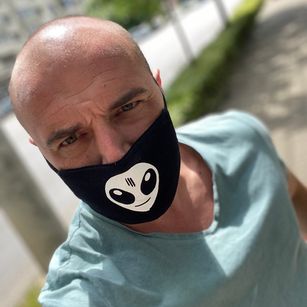 Model - HardApollo smoking