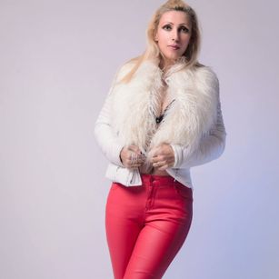 Model - AaliahLove bigtits