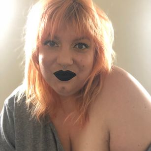 Model - MommiNichole bbwlove