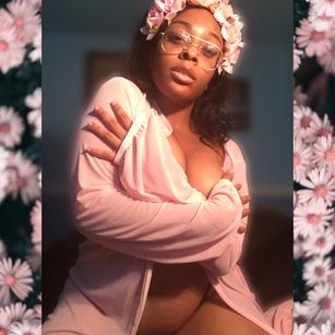 Model - LexiJayne BBW